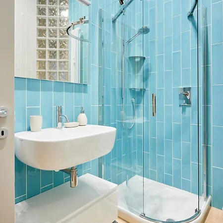 And Comfy Free Netflix And *