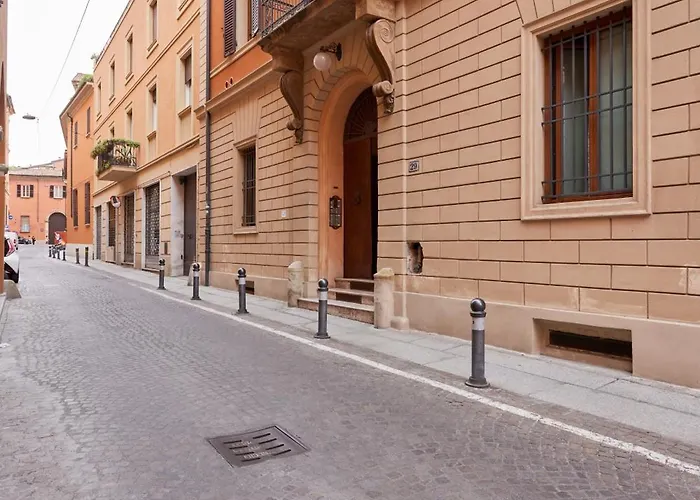 Apartament And Comfy Free Netflix And Bolonia